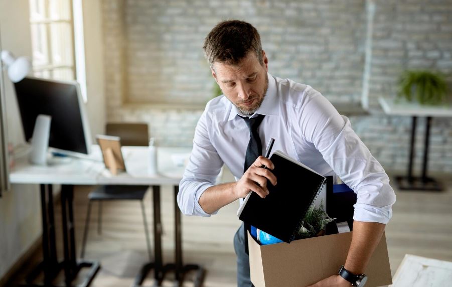 Despido procedente, ¿Tienes derecho a indemnización y paro?